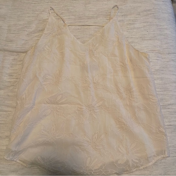 Loft White Embroidered Tank - Picture 2 of 5